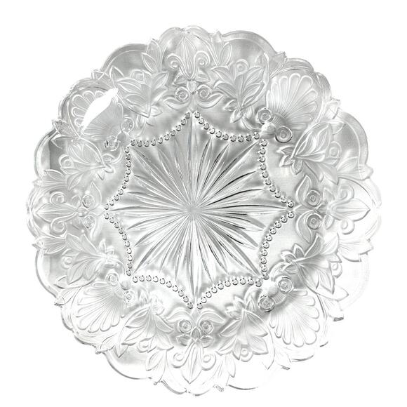 Fifth Avenue Crystal Fleur de Lis 14" Round Embossed & Frosted Serving Platter - Picture 2 of 6